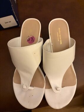 Marc New York White Leather Slide Thong Sandals